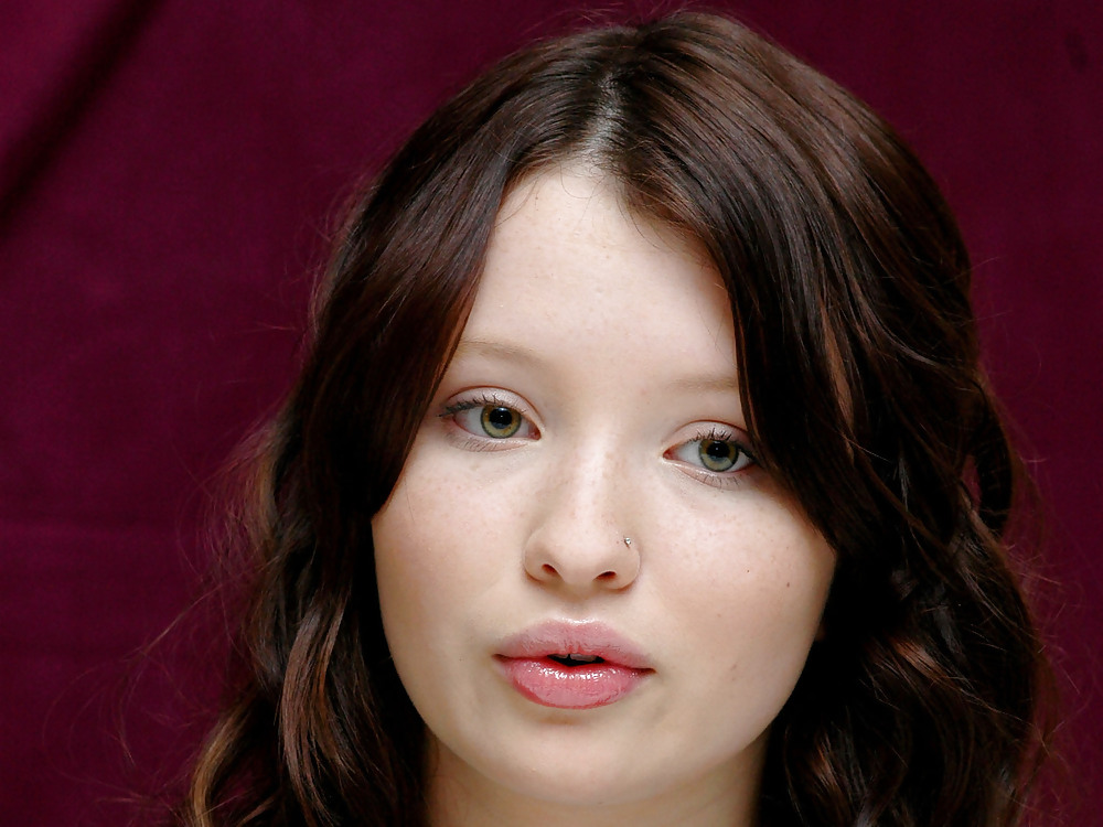Emily Browning #23673750