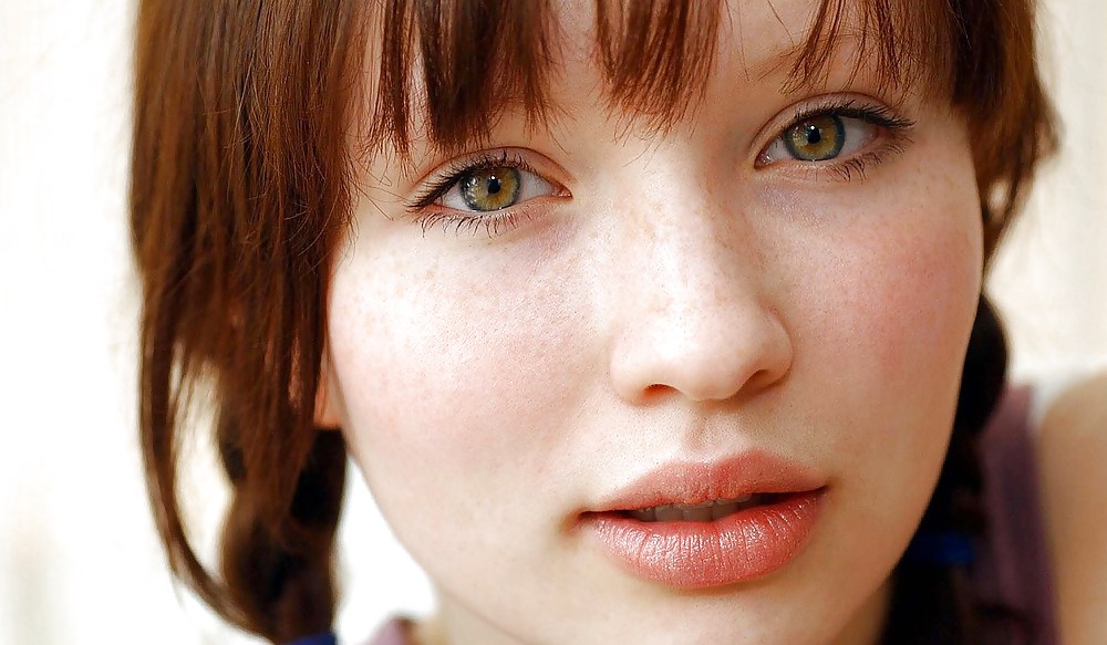 Emily Browning #23673780