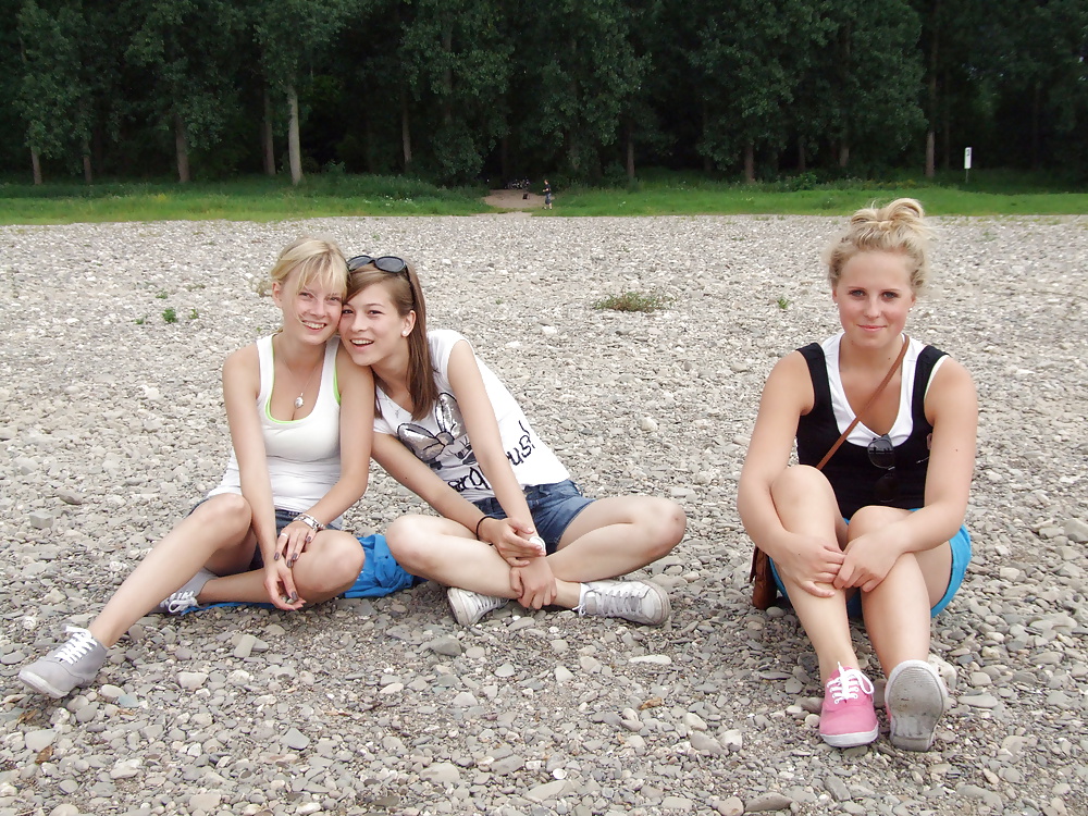 Yummy girls 4
 #28933462