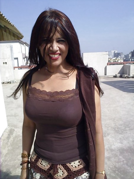 巨乳の女の子
 #26474667