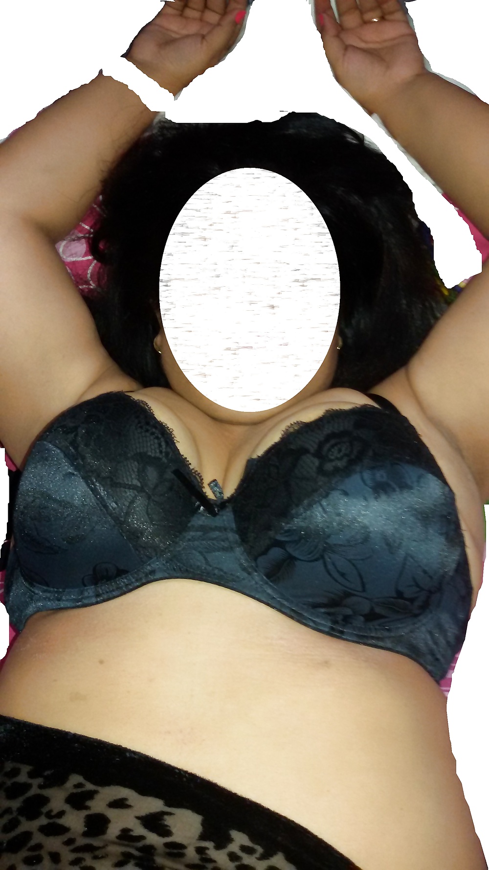 Mumbai indiano cuckold. nuova lingerie
 #30449820