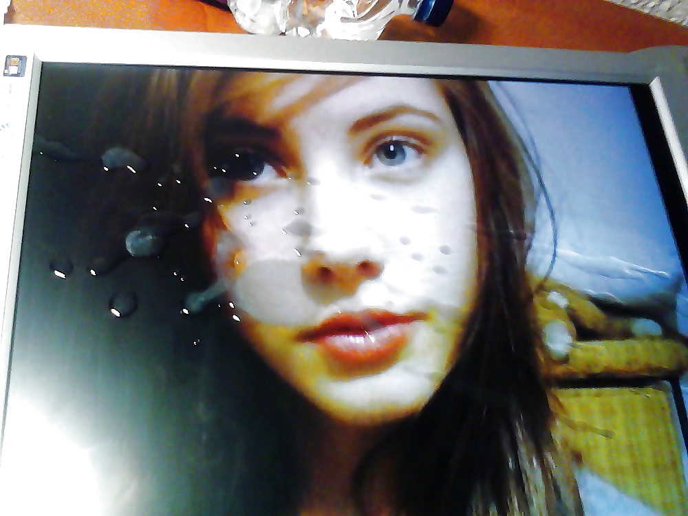 Mi novio trabaja
 #31086817