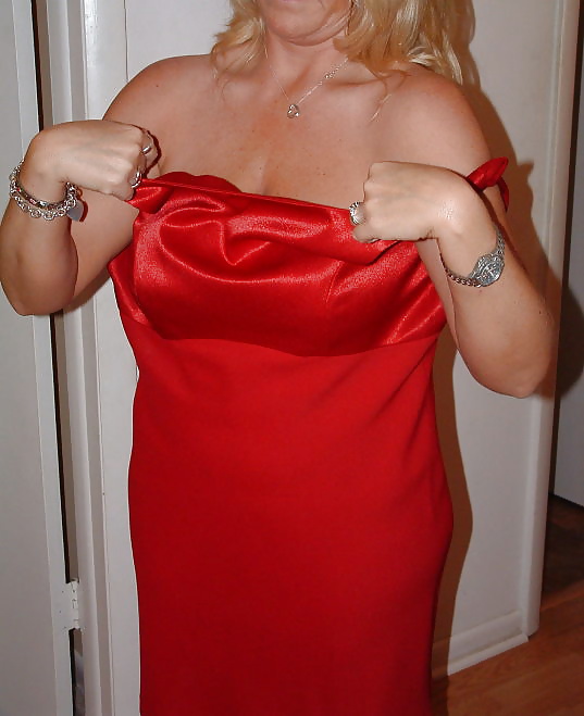 Rotes Kleid #28439306