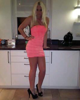 Dutch Barbies and Bimbo's #24033719