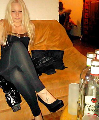 Dutch Barbies and Bimbo's #24033723