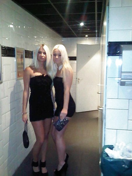 Dutch Barbies and Bimbo's #24033747