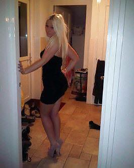 Dutch Barbies and Bimbo's #24033752