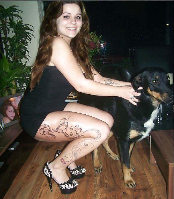 Dutch Barbies and Bimbo's #24033815