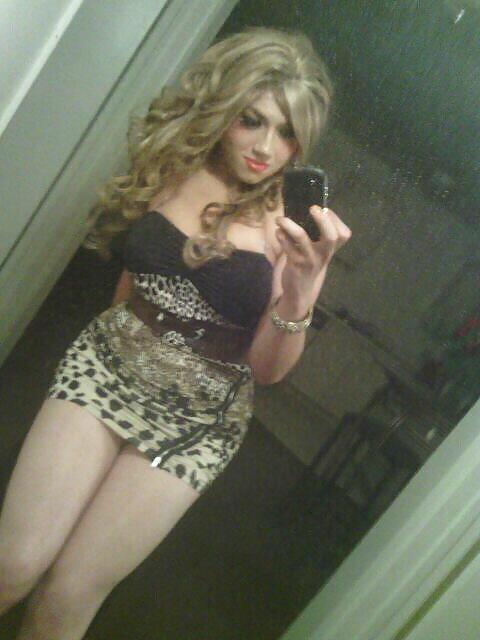 Chicas chicas iii
 #37574023