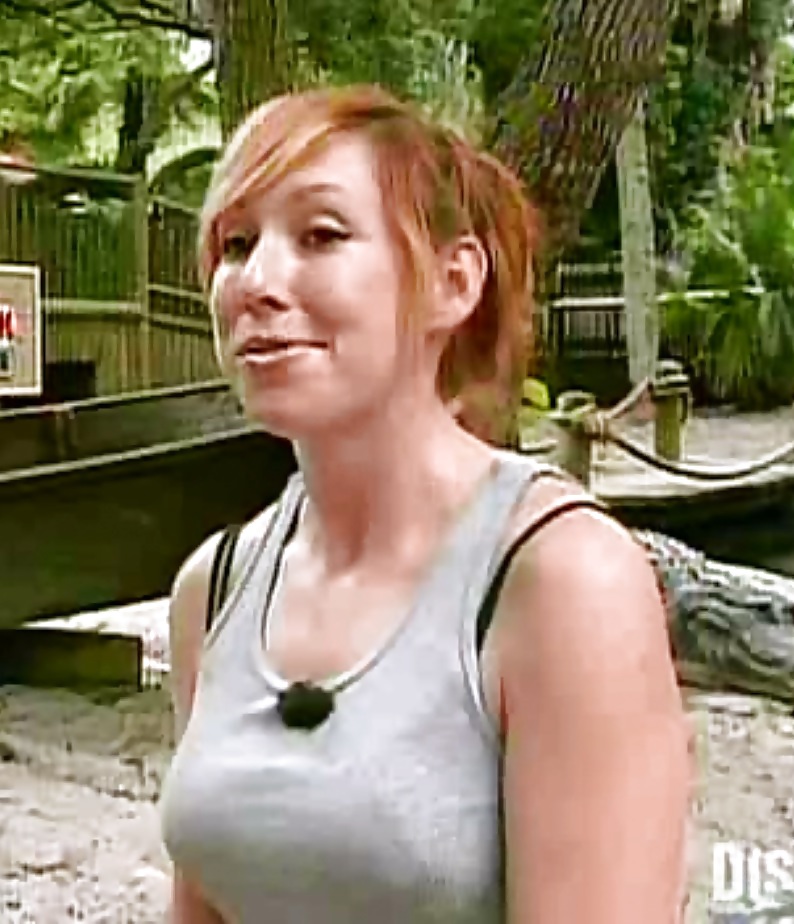 Kari byron pecho - la mejor parte?
 #24129427