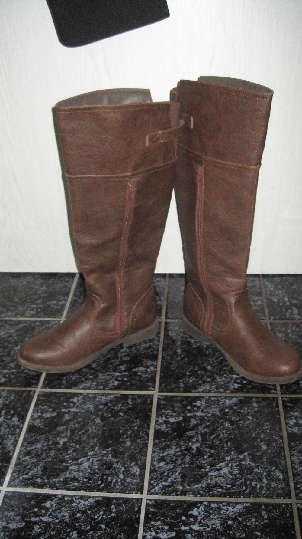 Schuhe meiner schwiegermutter
 #24312428