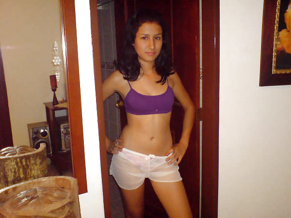Lesbianas de medellin
 #32206102
