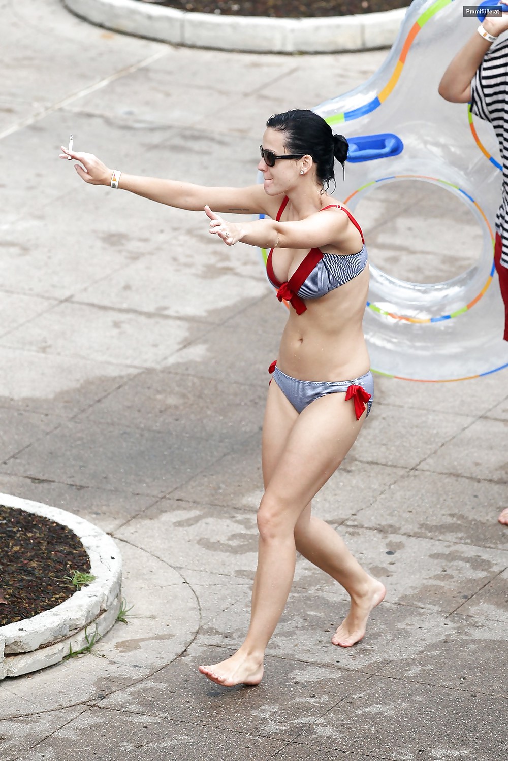 Katy Perry #33649006