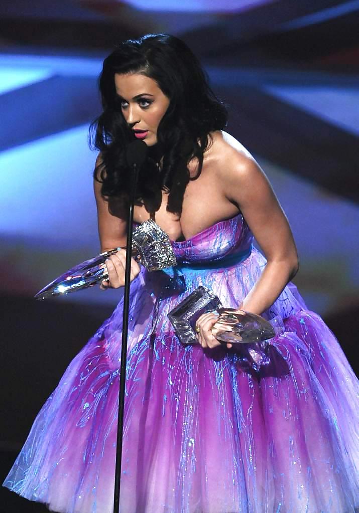 Katy Perry #33649901