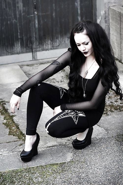 Filles Disparu Goth #33044491