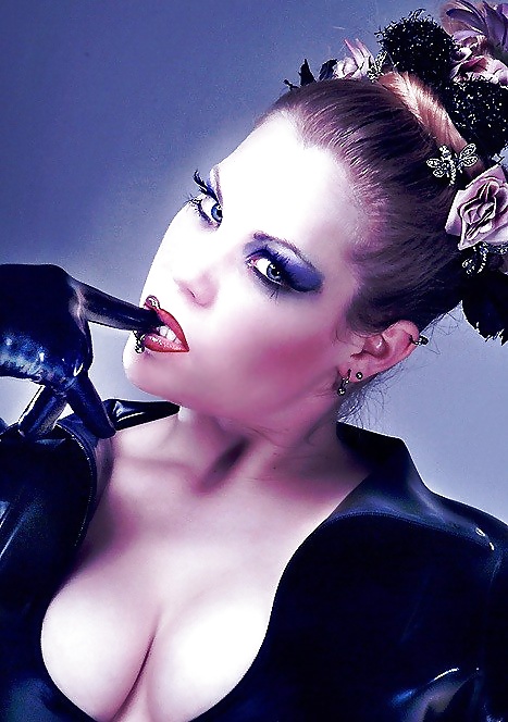 Girls gone Goth #33044612