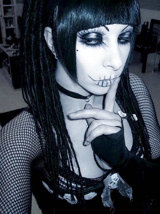 Girls gone Goth #33044683