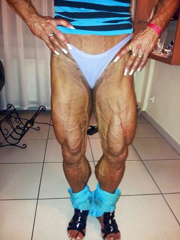 Veiny Muskulösen Weibliche Beine #30912577