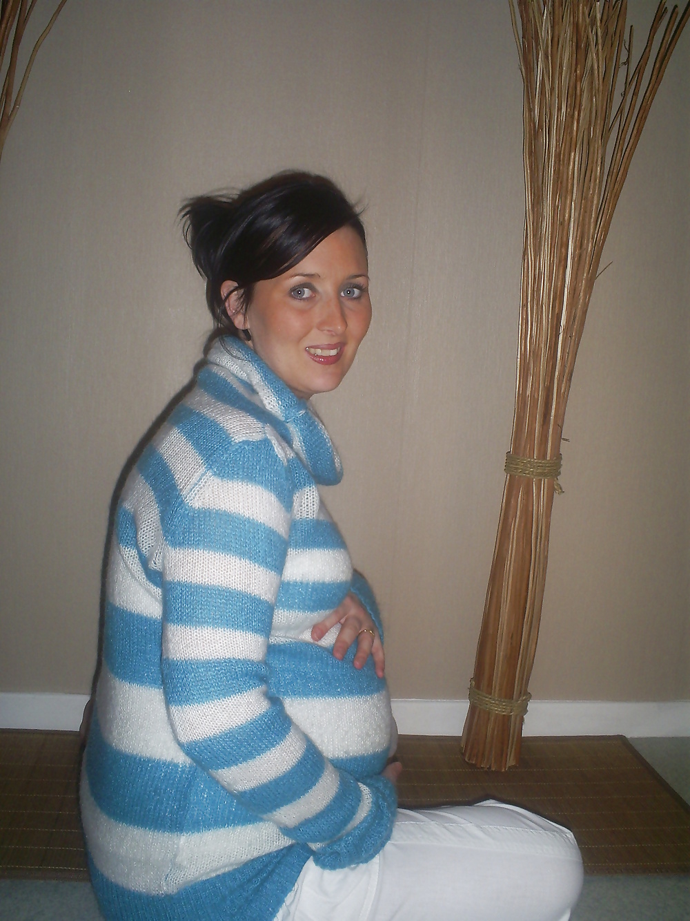 Vanessa b enceinte - pregnant 1
 #33230378