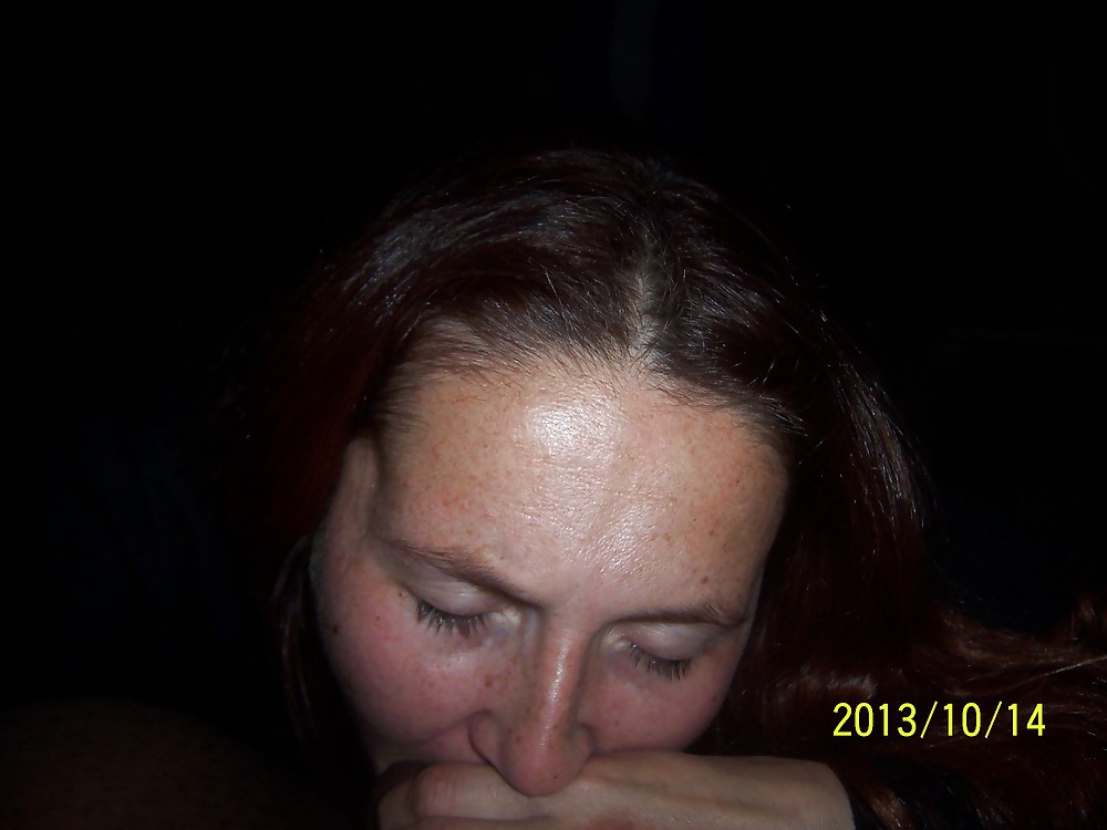 Chupar y jugar con los pies
 #36651191