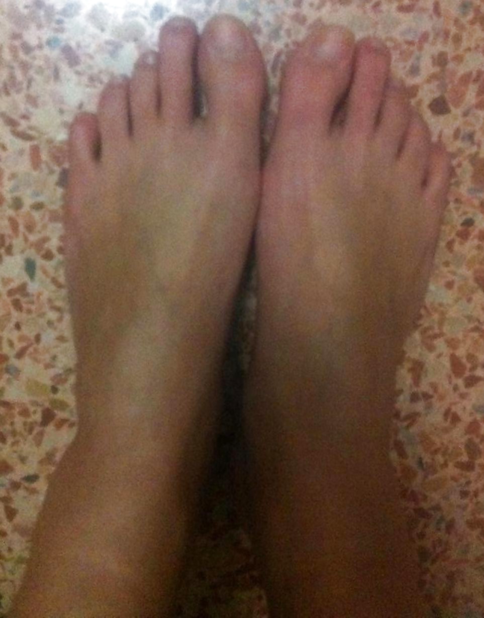 Roula Sexy Füße #40665432