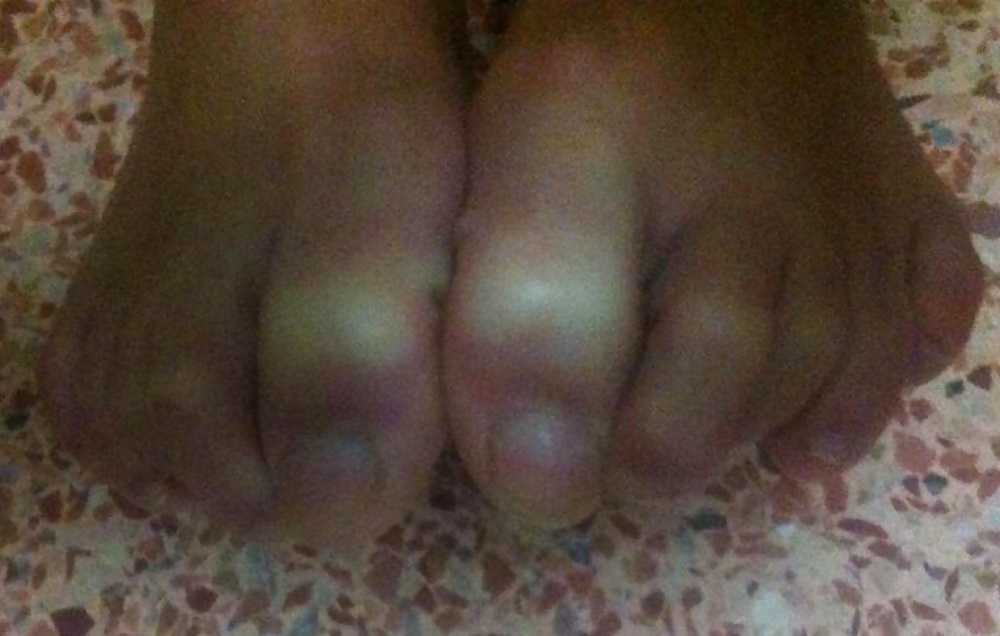 Roula Sexy Füße #40665442