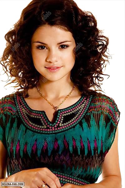 Der Nobelpreis Geht An Selena Gomez #25763304