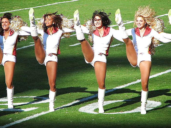Cheerleaders - pantyhose and camel toes (non-nude) #30181597