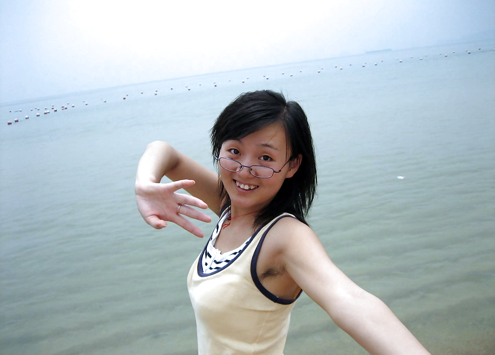 私のビーチへの訪問（毛むくじゃらの脇の下を持つ美しいアジア人
 #23638534