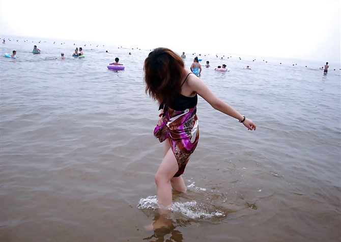 私のビーチへの訪問（毛むくじゃらの脇の下を持つ美しいアジア人
 #23638595
