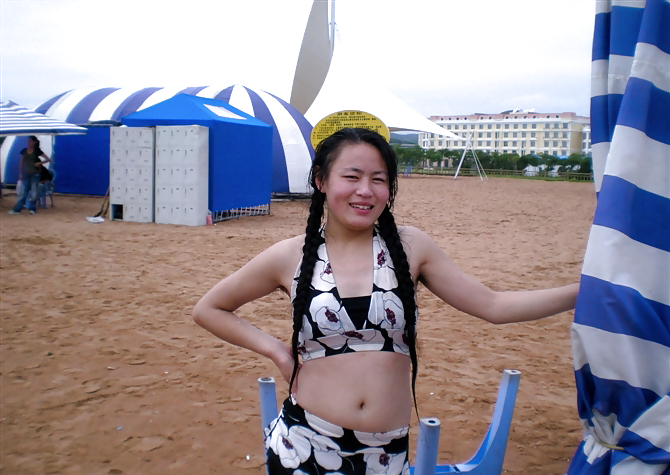 Ma Visite à La Plage (belles Asians Avec Aisselles Poilues) #23638640