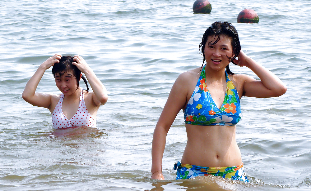 Ma Visite à La Plage (belles Asians Avec Aisselles Poilues) #23639389