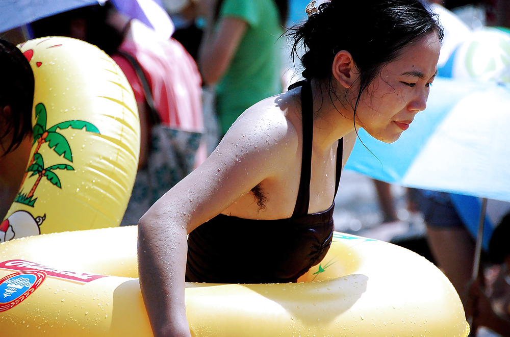 Ma Visite à La Plage (belles Asians Avec Aisselles Poilues) #23639846