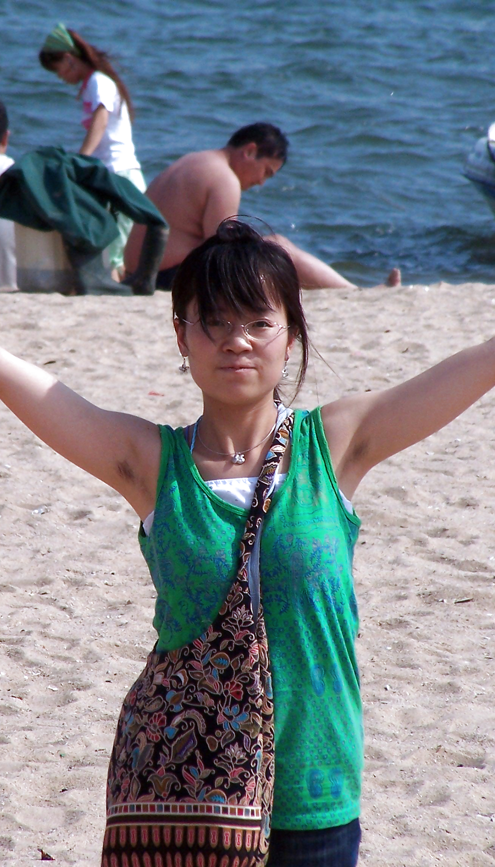 私のビーチへの訪問（毛むくじゃらの脇の下を持つ美しいアジア人
 #23640415