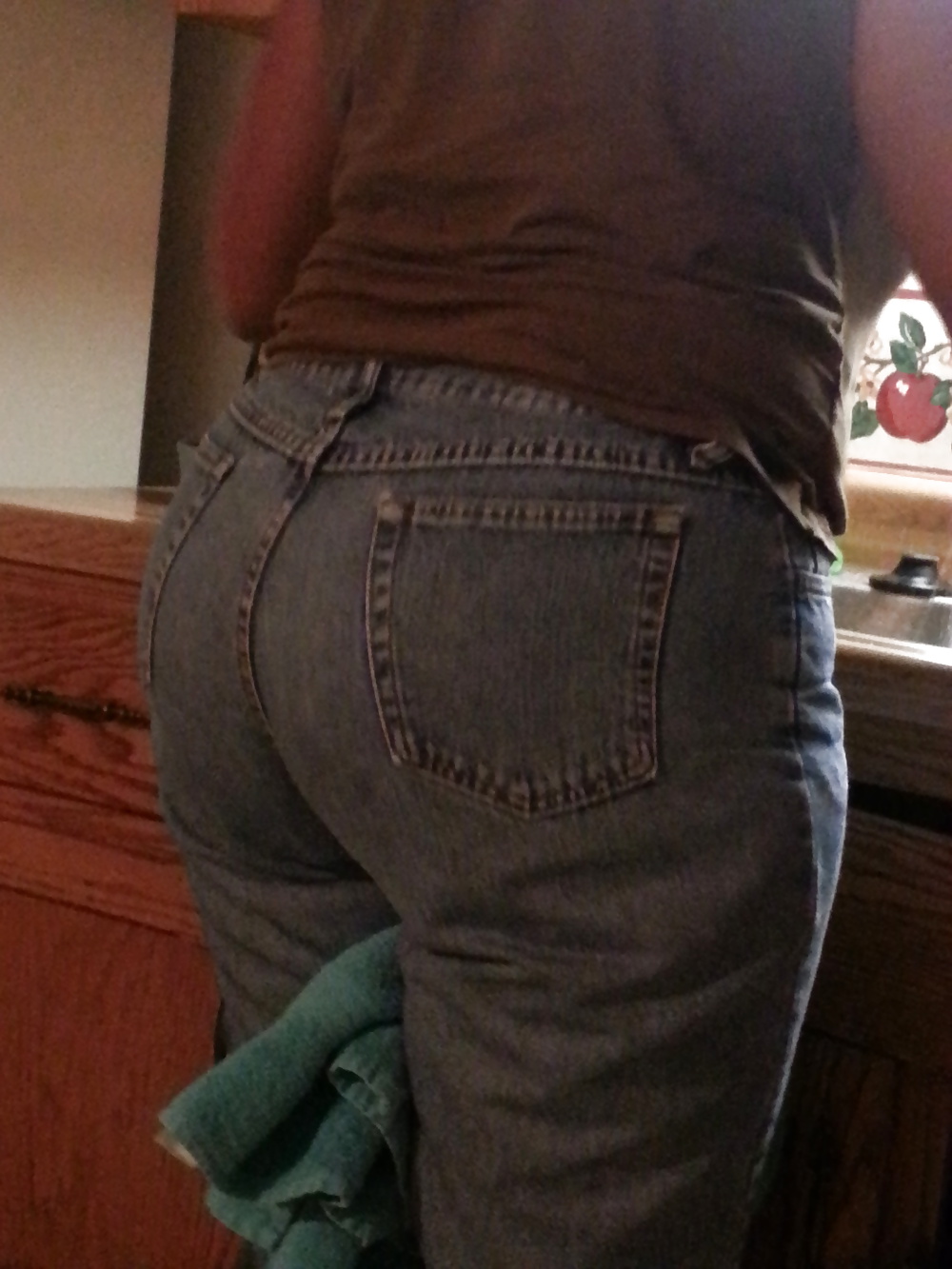 My Aunts Ass and Other Body Parts #32036572