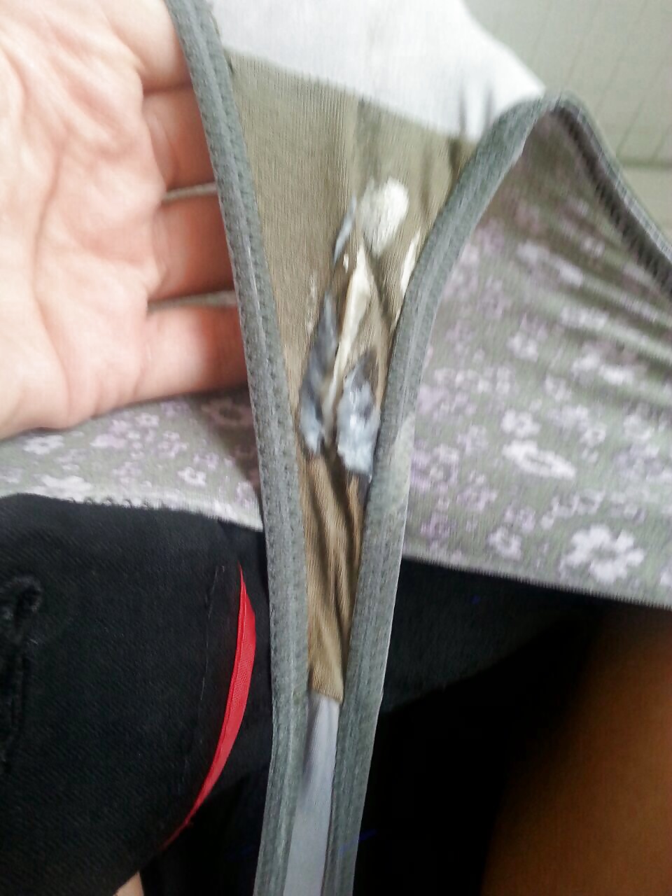 G string #32935893