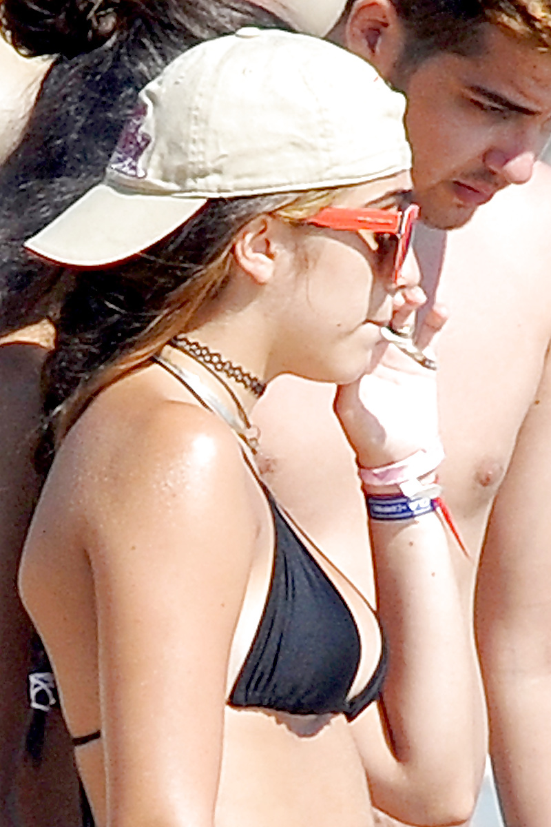 Lourdes leon - bikini in cannes, part 4, august 2014
 #32989466