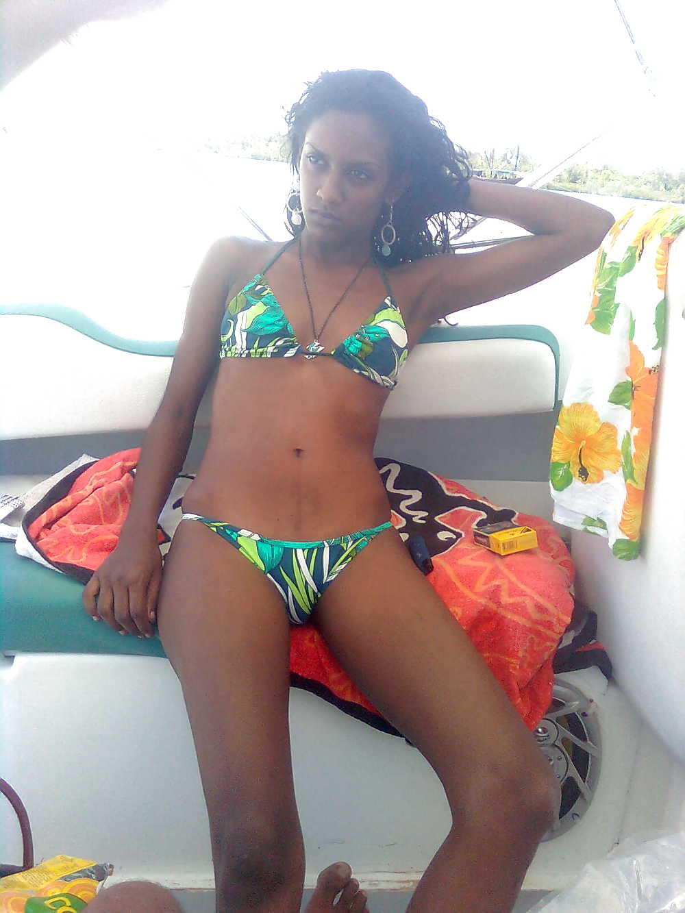 Amatrice aujourd'hui, pornstar demain
 #23172220