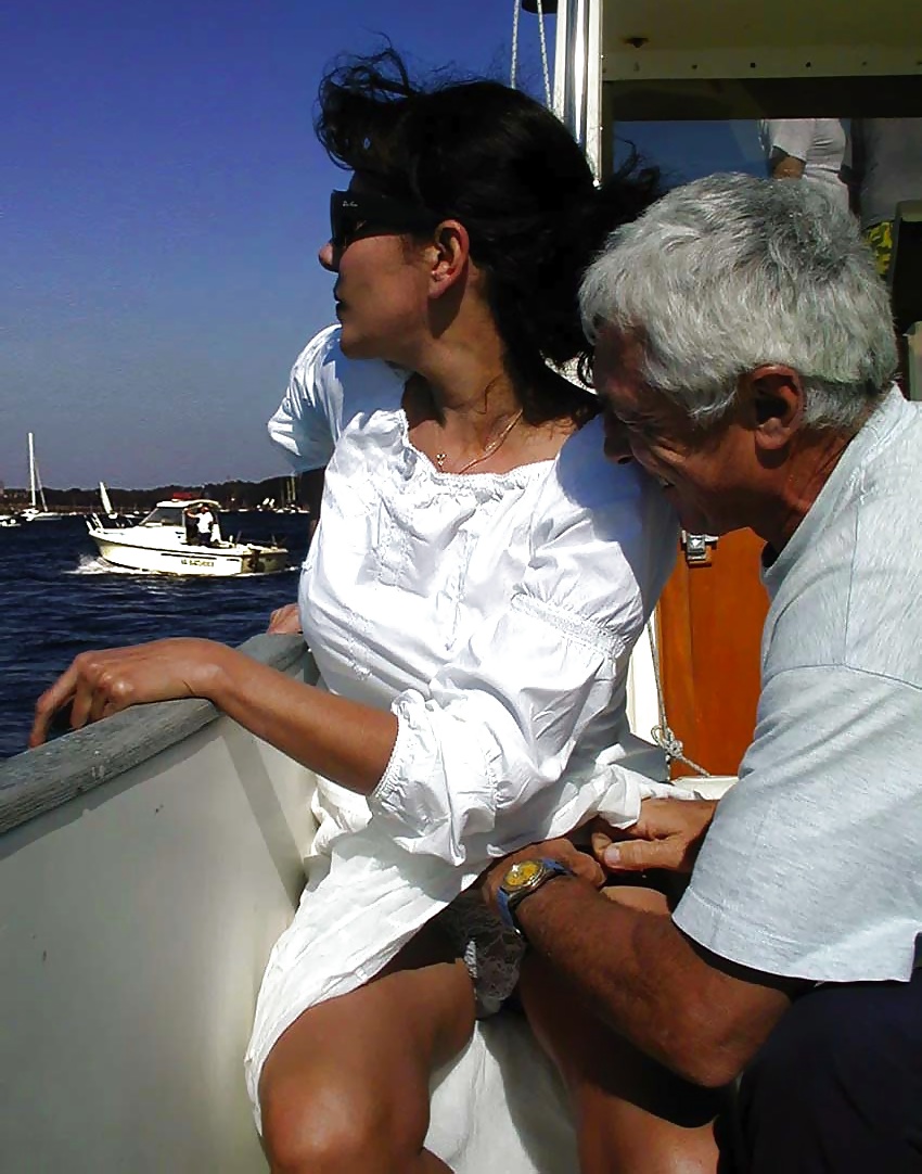 Französisch Nadine Durchgevögelt Auf Einem Boot 2002 #35290937