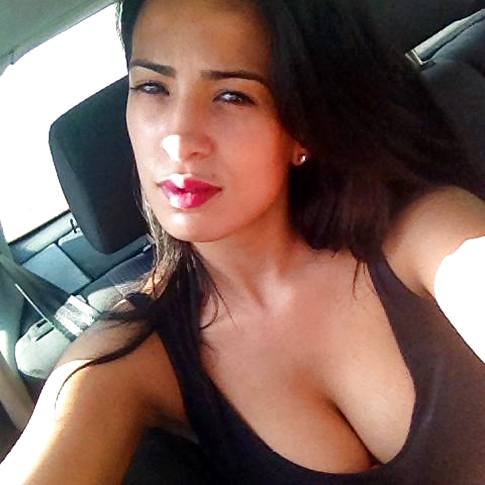 Una chica francesa llamada nesrine b.
 #31363378