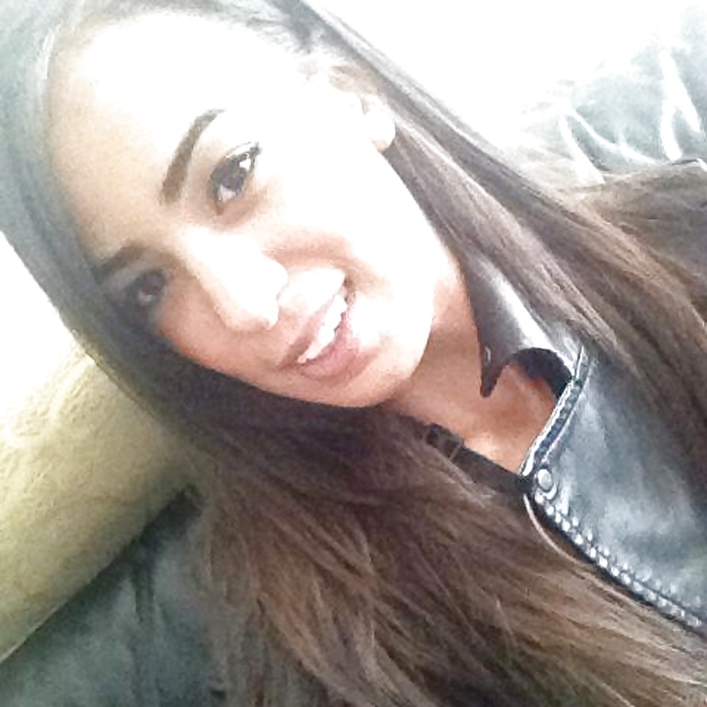 Una chica francesa llamada nesrine b.
 #31363411