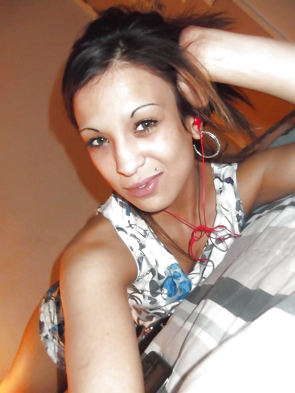Una chica francesa llamada nesrine b.
 #31363429