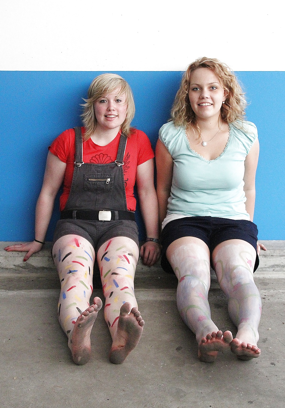 Schmutzigen Füße - Straße Füße #34640031