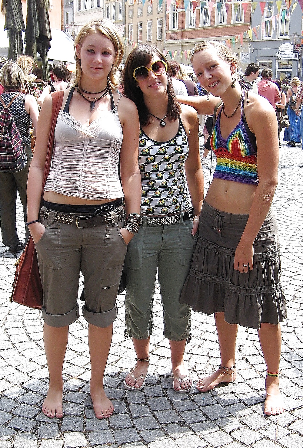 Schmutzigen Füße - Straße Füße #34640208