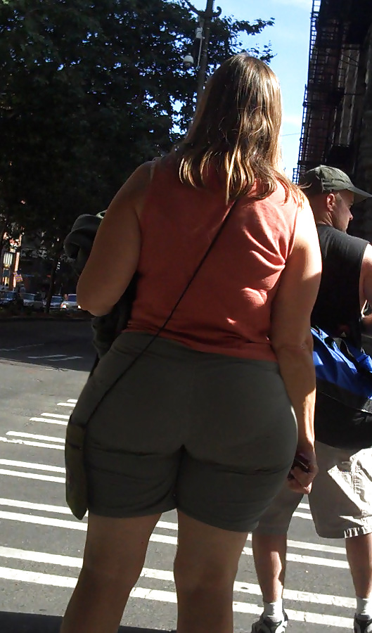 Candid Mature Ass - Sexy Butt - Booty Street Voyeur #39826881