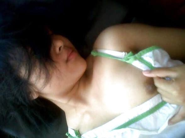 Facebook - buah dada montok
 #41117207