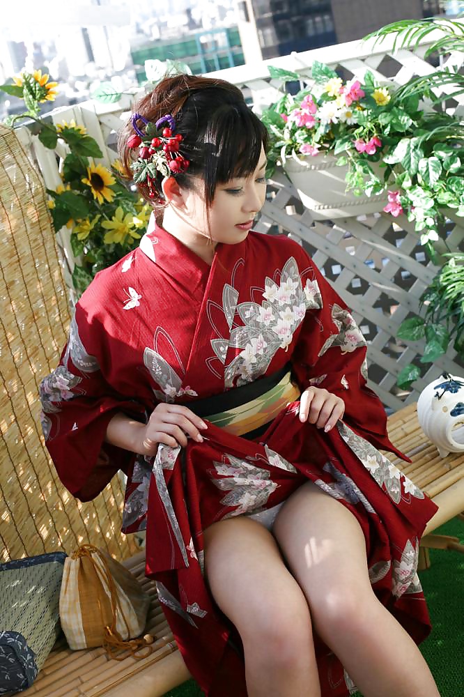 Sexy japanese girls in kimono #39951052