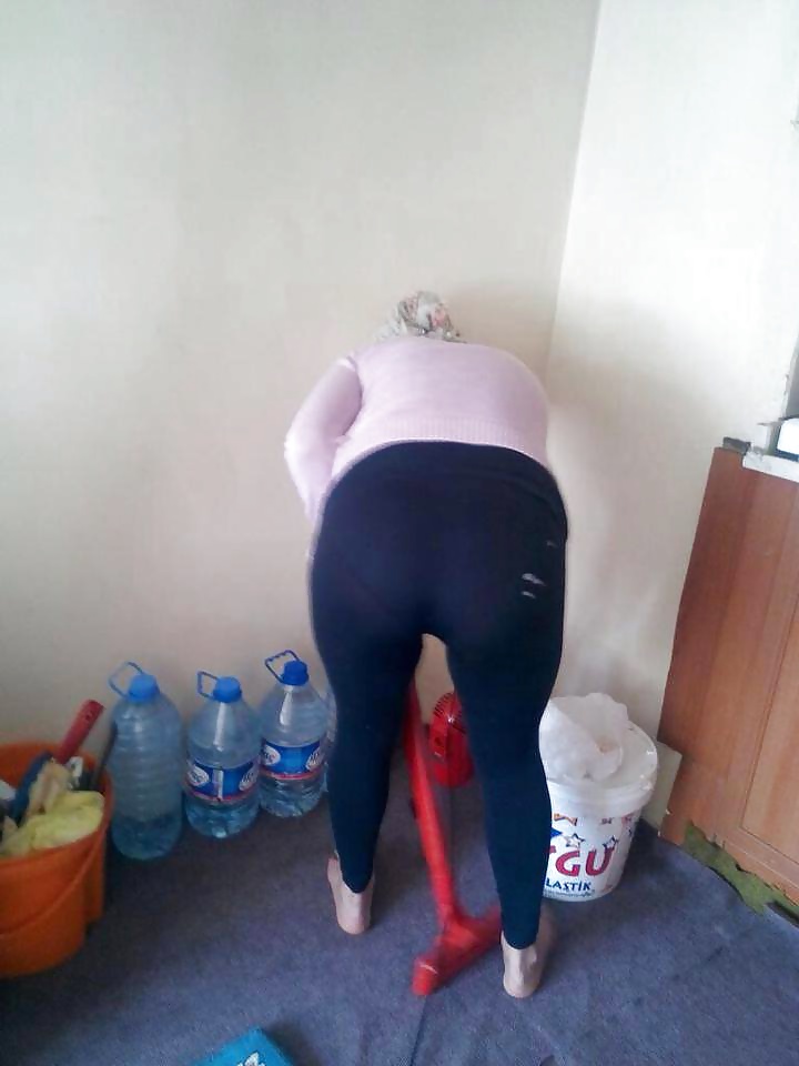 トルコの家庭のお母さん
 #28671540
