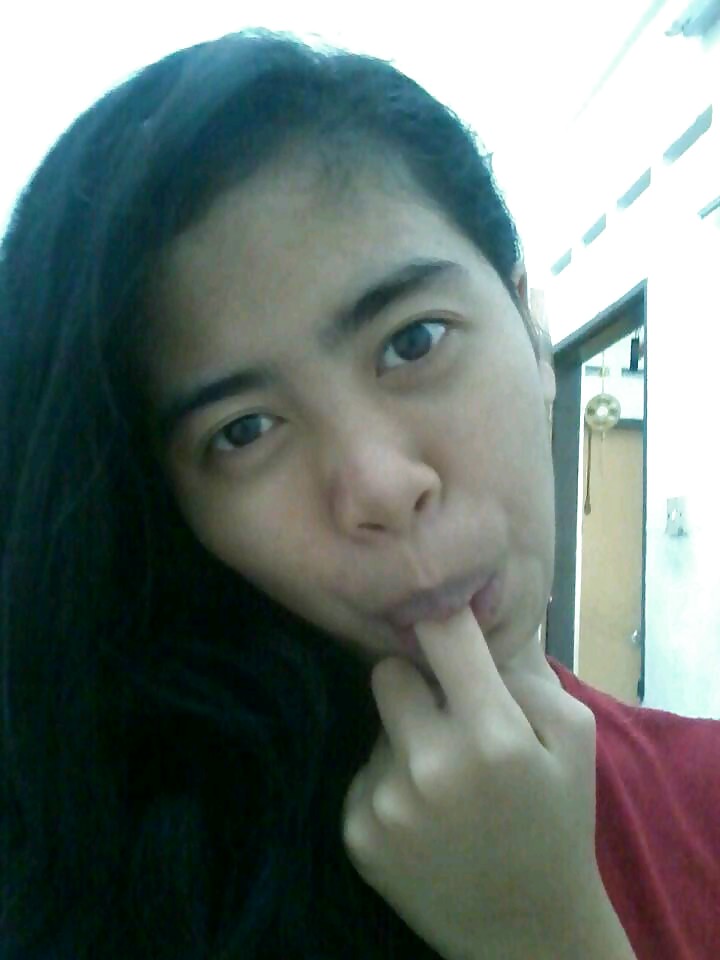 Azreena Kluang Johor #36141957