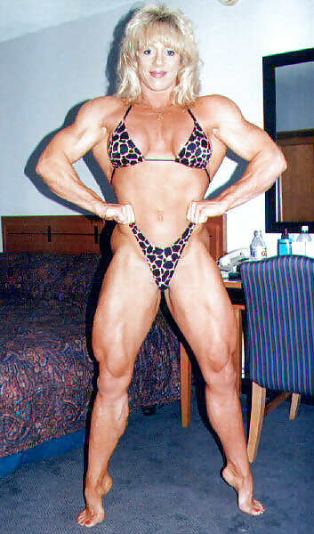 Lora Ottenad - Sexy female muscles #30515886